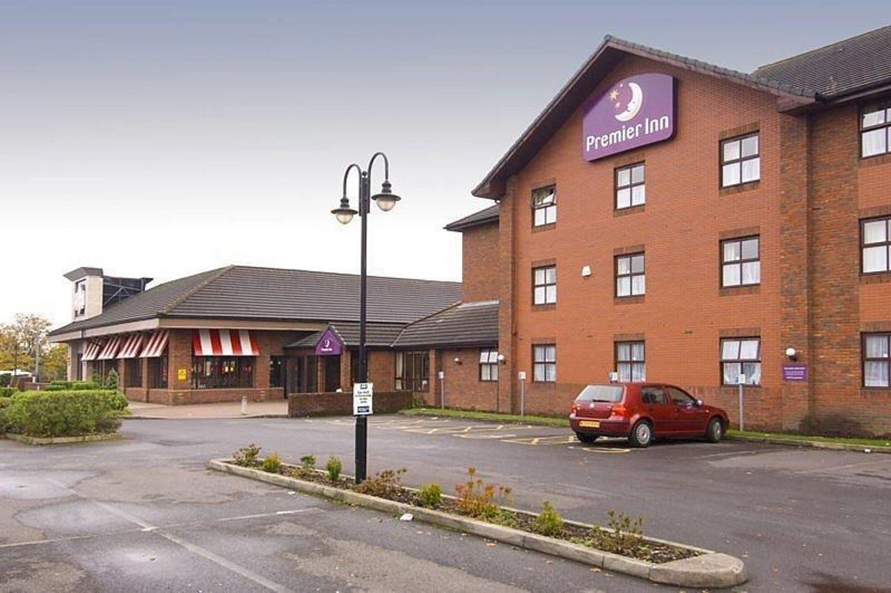 Premier Inn Manchester - Prestwich Bagian luar foto