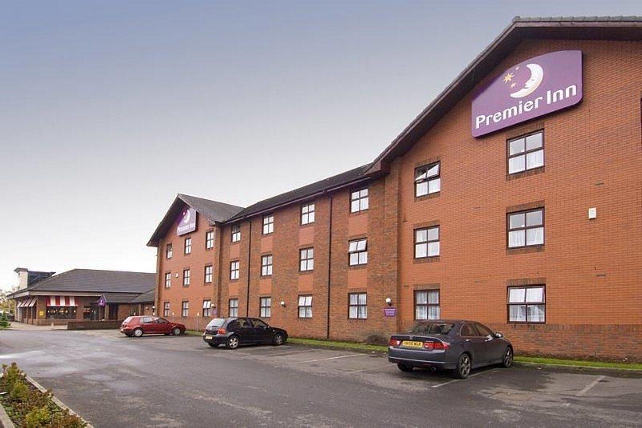 Premier Inn Manchester - Prestwich Bagian luar foto